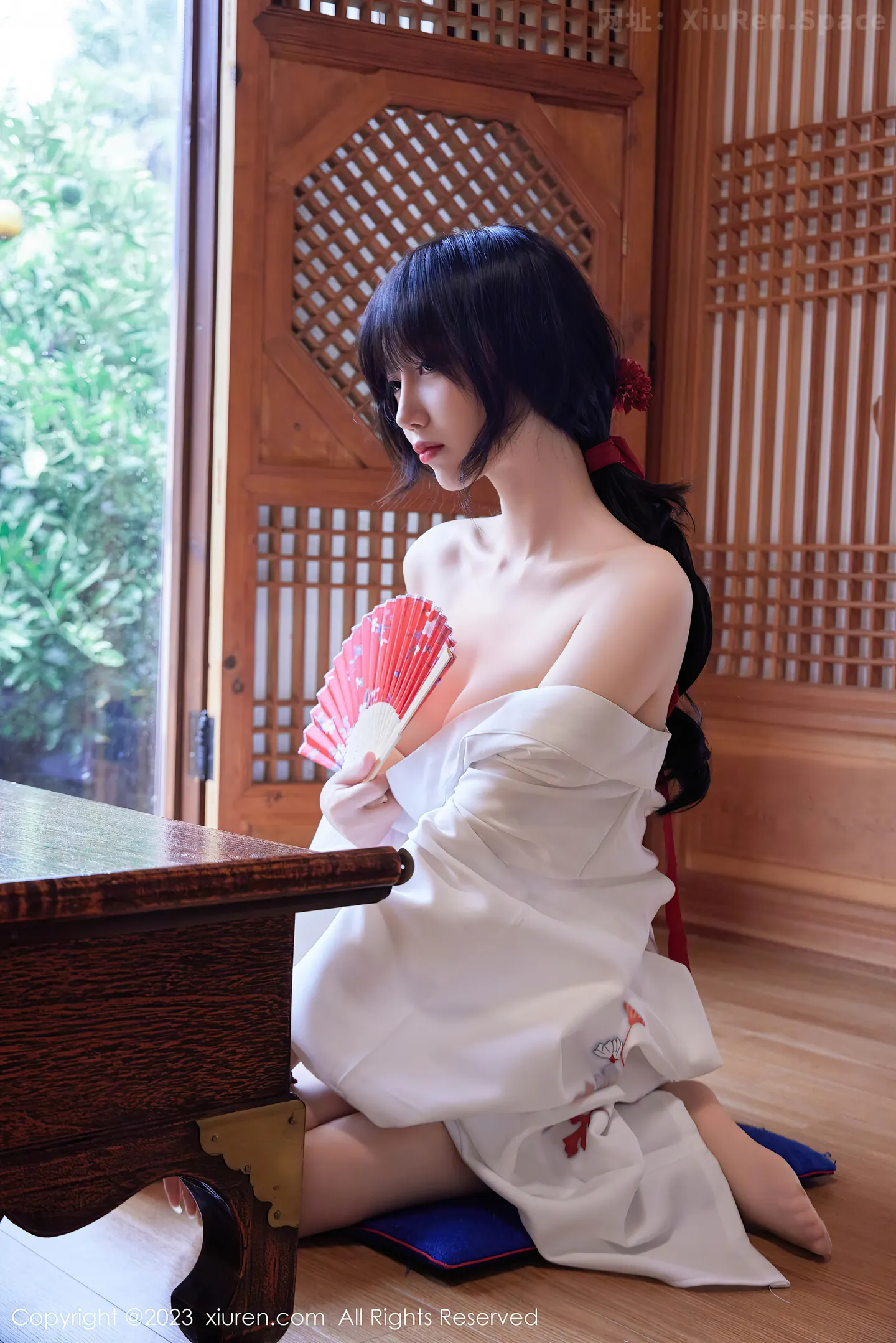 图片[4]-[XiuRen秀人网]VOL.7610 模特玥儿玥er性感白色日式和服配开档肉丝秀完美身材诱惑写真60P-秀人网官方网站